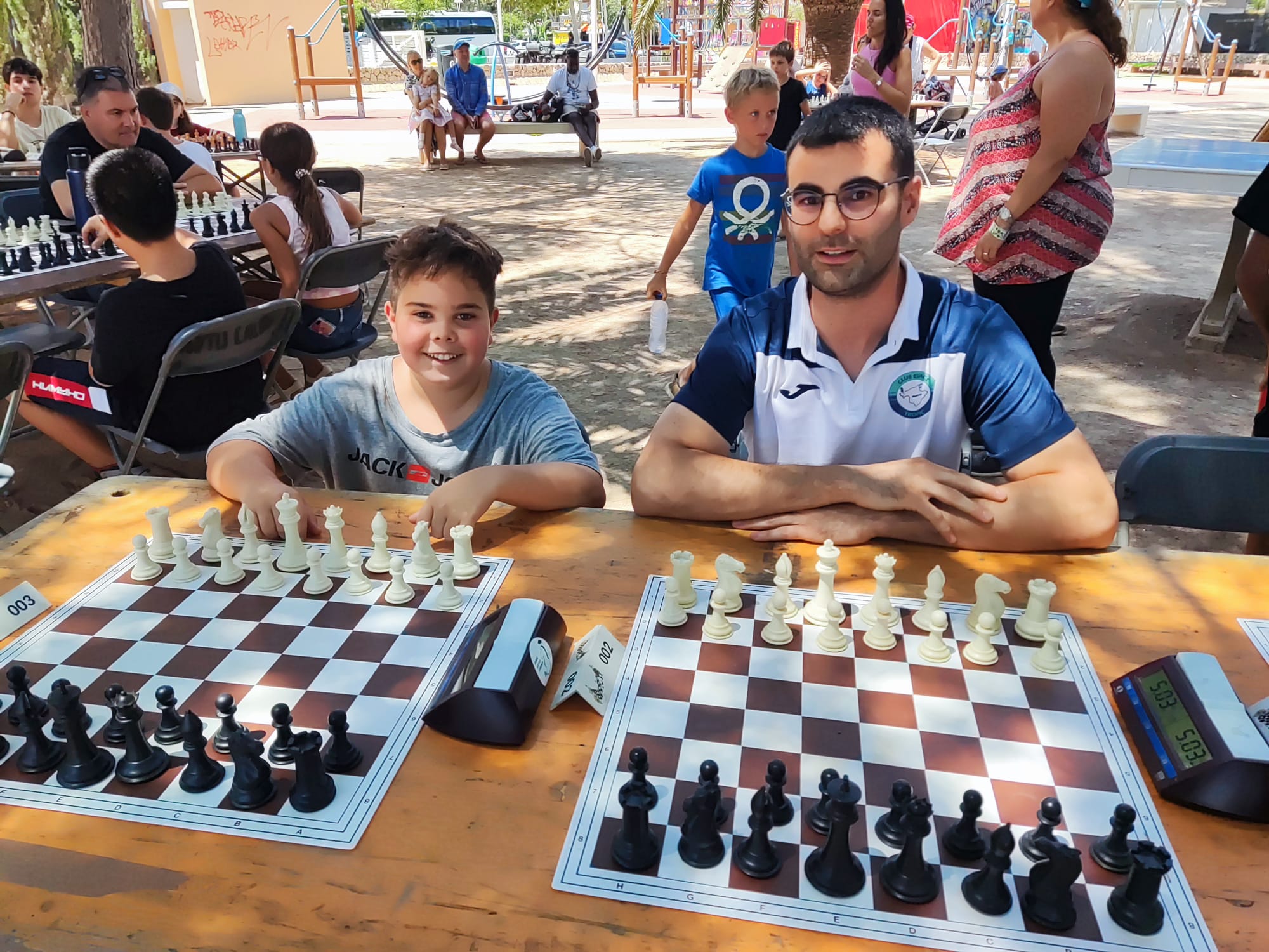 Ronda final, Juanlu y Toni en mesa 2 y 3 respectivamente.
