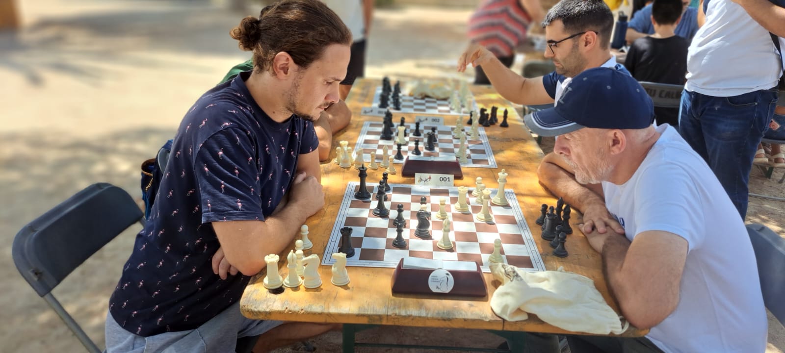 Foto de Francecs Poyato de izq. a der. Svyatoslav y J. Pedro.